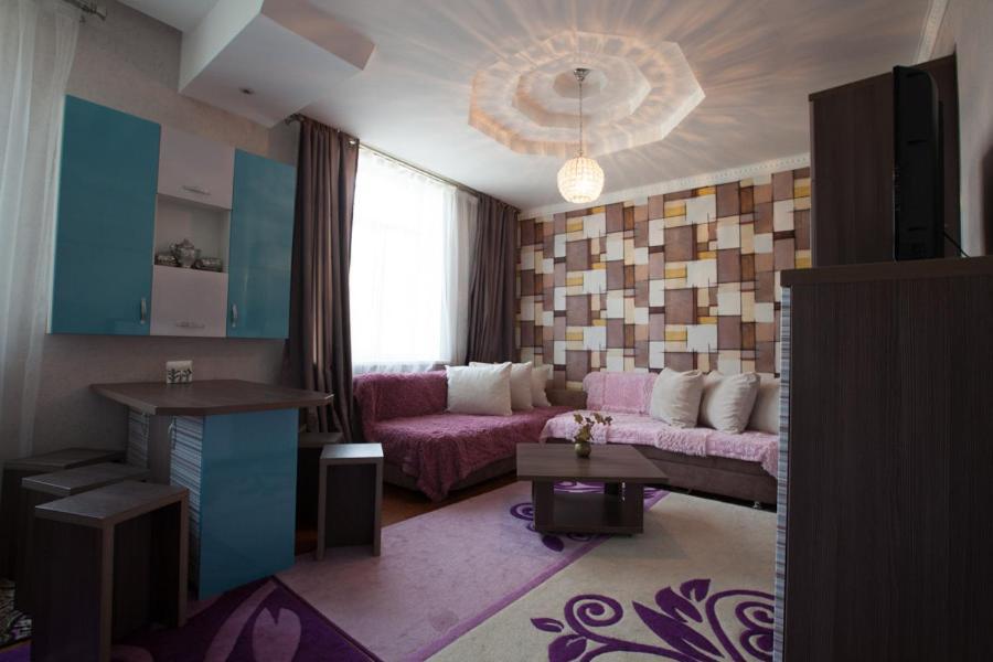 Apartments on Mustafa Ozturk Almaty Exterior foto